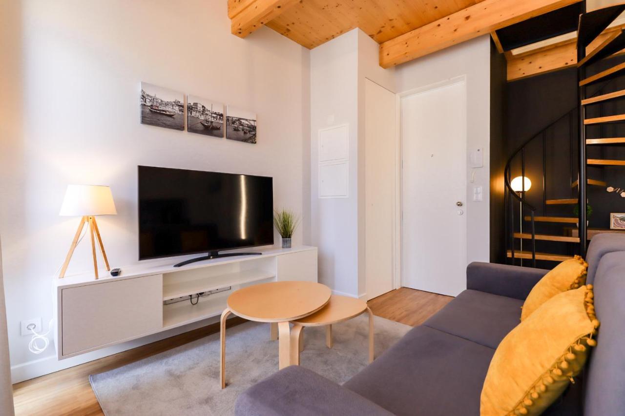 Coutinho Apartment - Modern Ap In The City Centre With Balcony Viana do Castelo Exterior photo